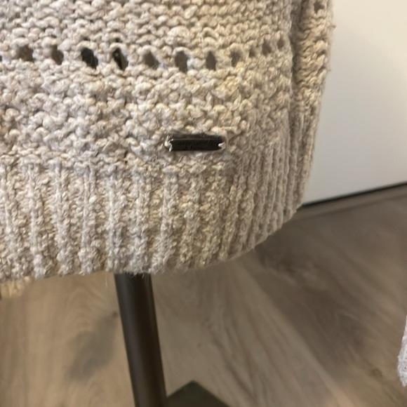 Abercrombie & Fitch Knit Sweater XS - Picture 3 of 6